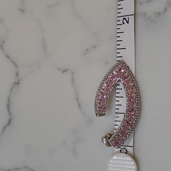 Karis Earrings - Picture 3 of 4